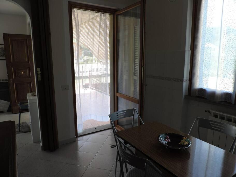 Casa Vacanze La Cicala ปอนเตรโมลิ ภายนอก รูปภาพ
